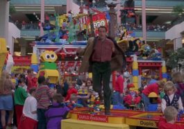 Lego-Duplo-Bricks-in-Jingle-All-the-Way