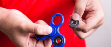 broken fidget spinner
