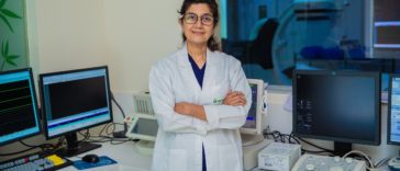 how to market laboratory services