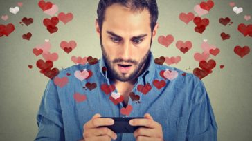 man using a dating app