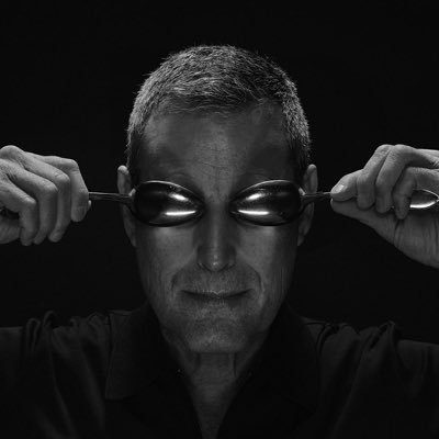uri geller twitter