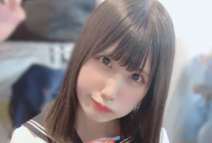 Photo with eye reflections visible